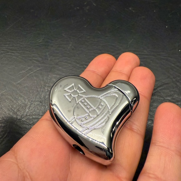 vivienne westwood lighter | Nana Heart Lighter - Picture 1 of 3